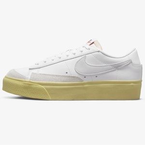 Platform Nike Blazers Low Top in White Lemon